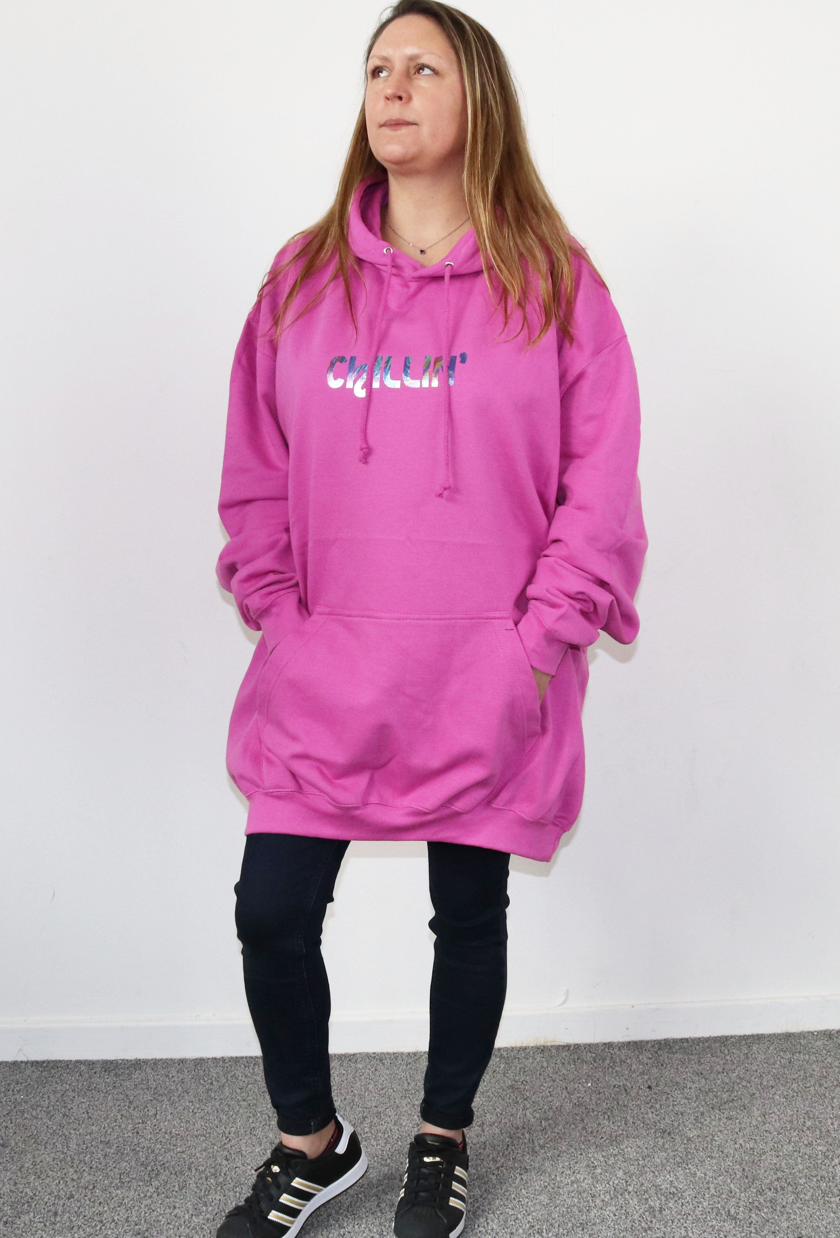 Chillin' - Oversized Comfy Original Hoody - Limited Edition